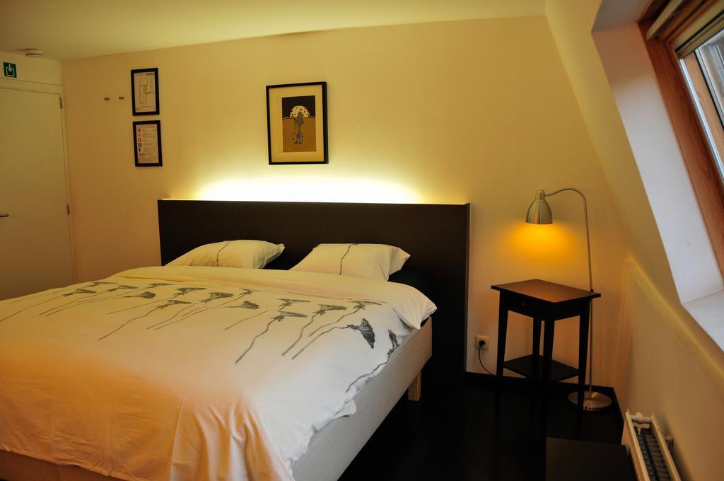 Logies Zen Aan Zee Bed & Breakfast Ostend Room photo